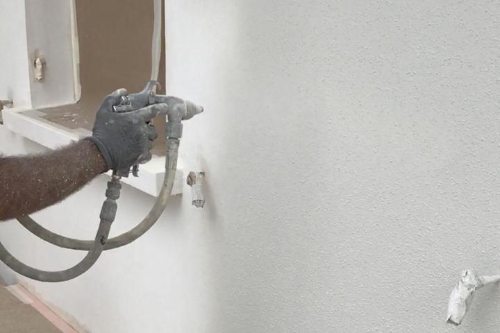 Notre savoir-faire en peinture à votre disposition. 